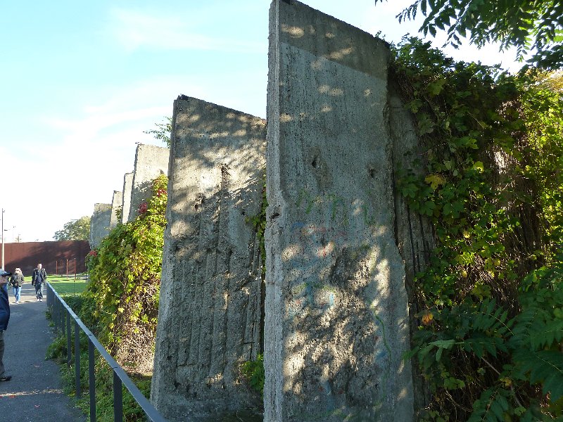 P1080857.JPG - Bernauer Strasse, Berlin Wall Memorial