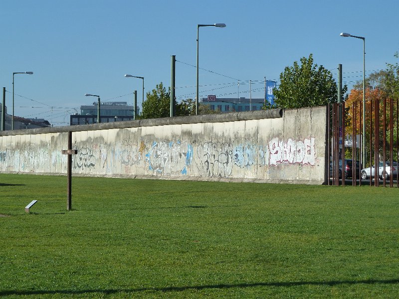 P1080860.JPG - Bernauer Strasse, Berlin Wall Memorial