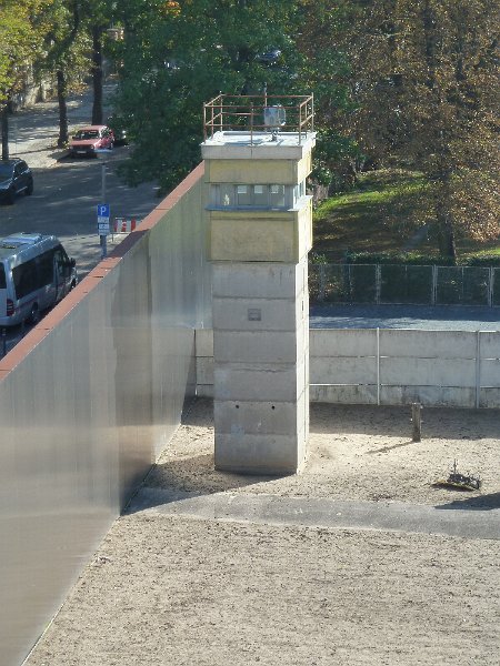 P1080890.JPG - Bernauer Strasse, Berlin Wall Memorial