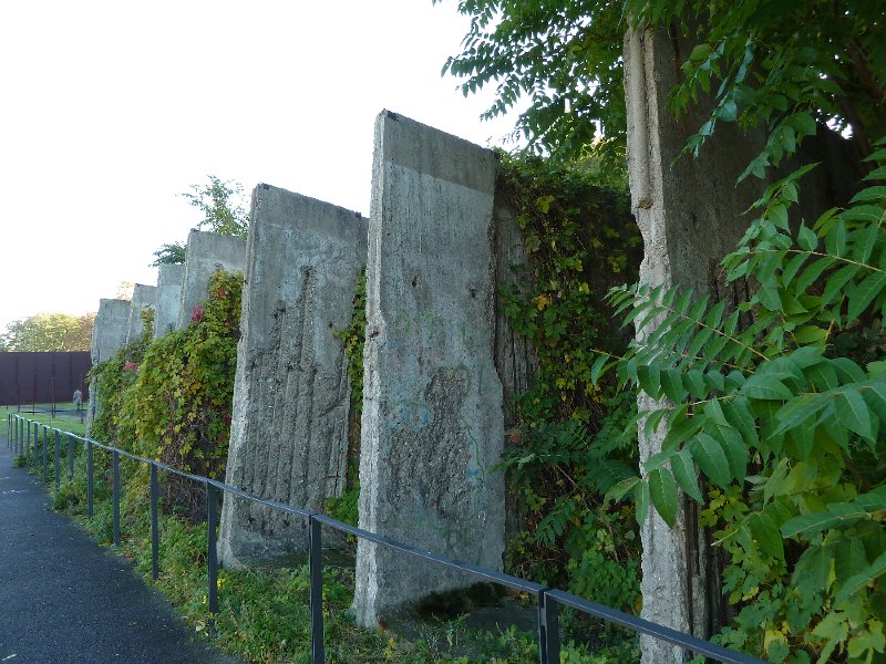 P1080950.JPG - Bernauer Strasse, Berlin Wall Memorial