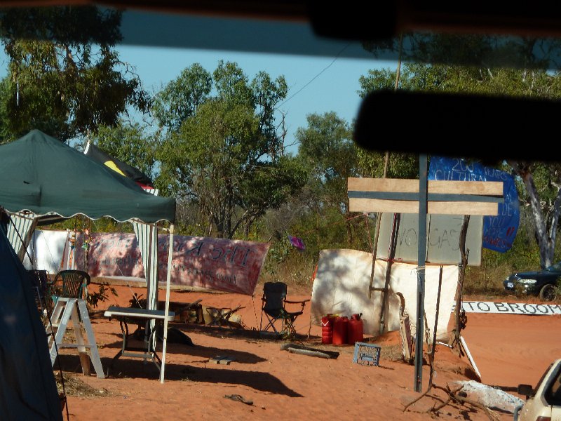 P1040351.JPG - Protesters' camp