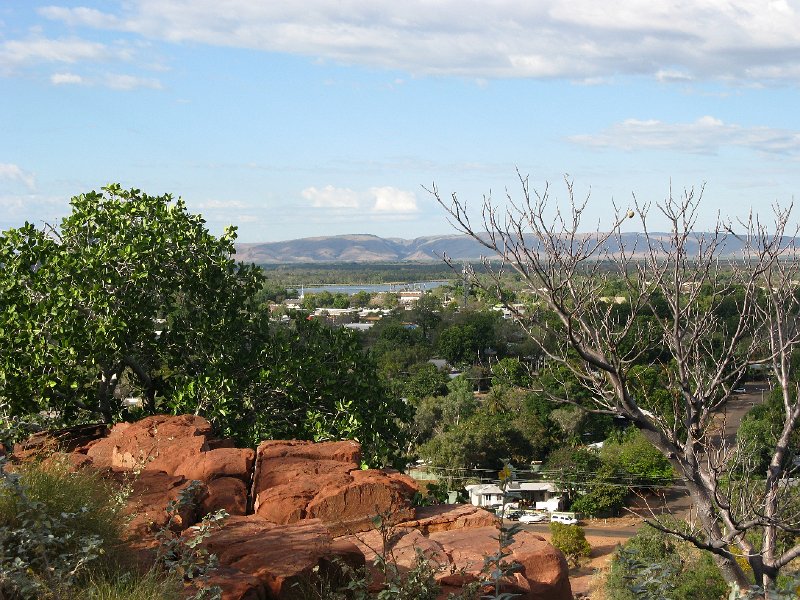 IMG_3263.JPG - Kununurra from lookout