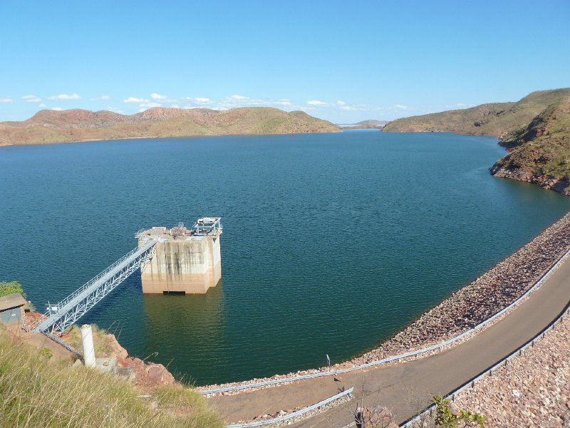 P1050415.JPG - Lake Argyle and dam