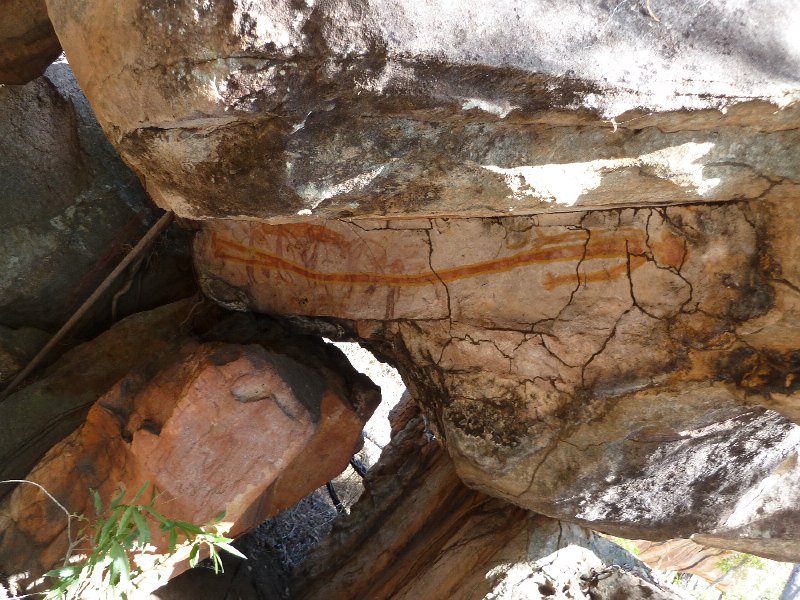 P1040671.JPG - Aboriginal rock art site