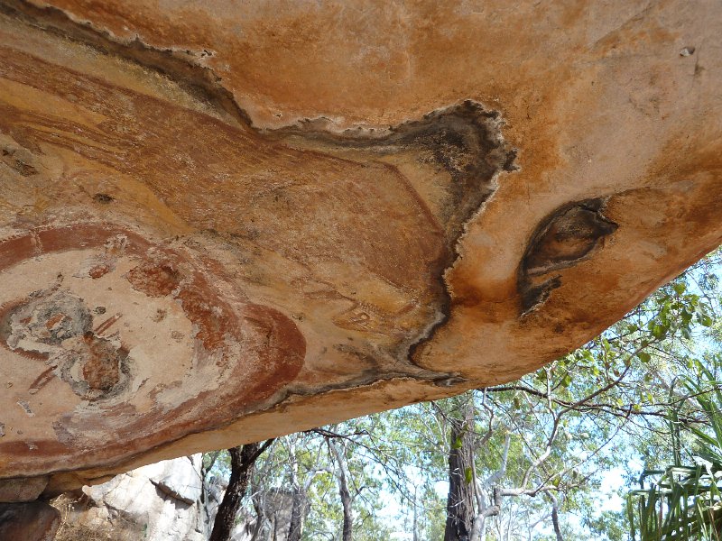 P1040675.JPG - Aboriginal rock art site