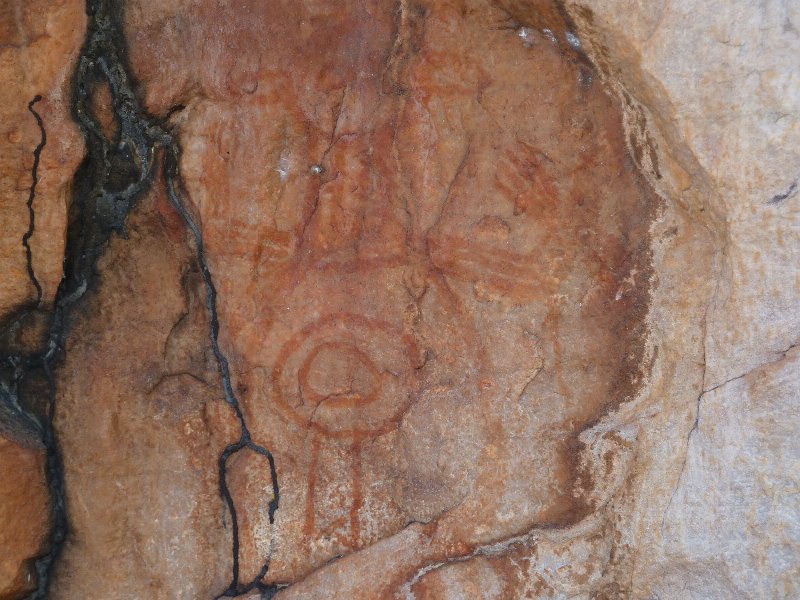 P1040684.JPG - Aboriginal rock art site