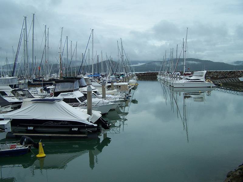 100_1253.jpg - Abel Point Marina - all calm here