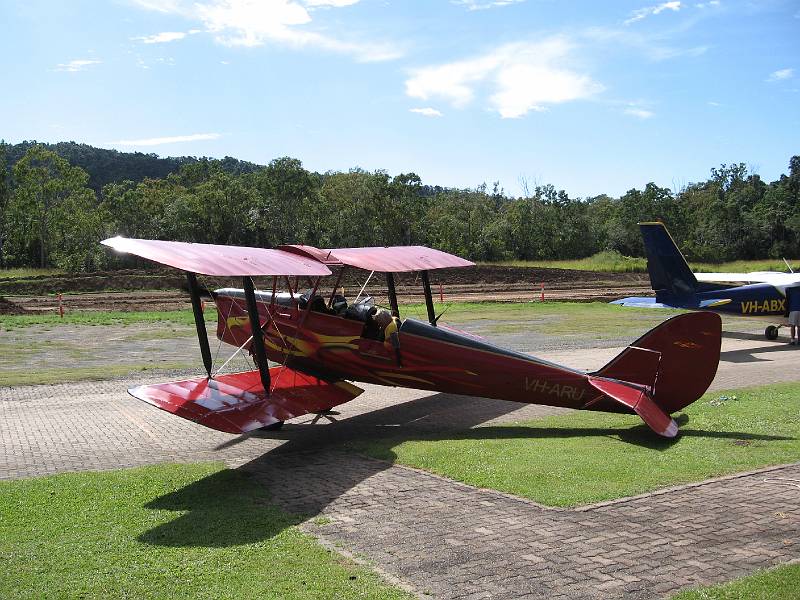 img_0755.jpg - Tiger Moth "Red Baron"