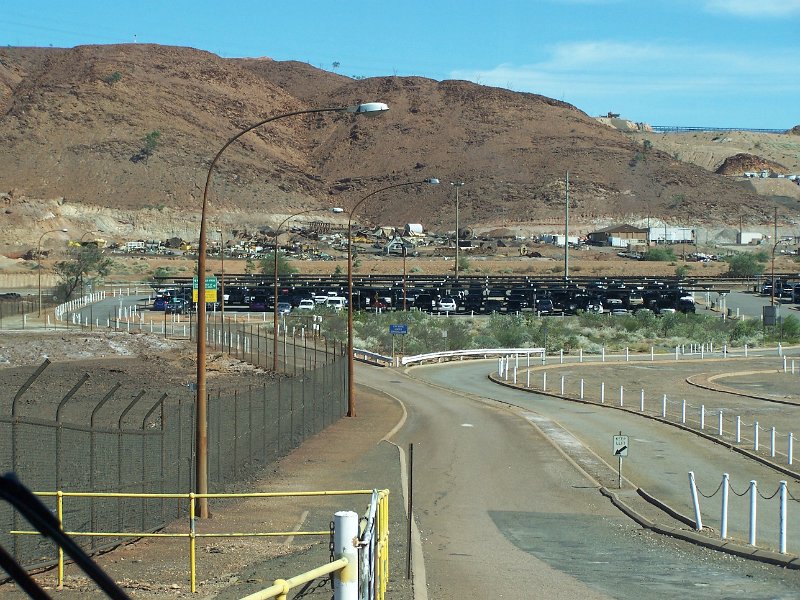 100_0805.JPG - Mt Isa mine