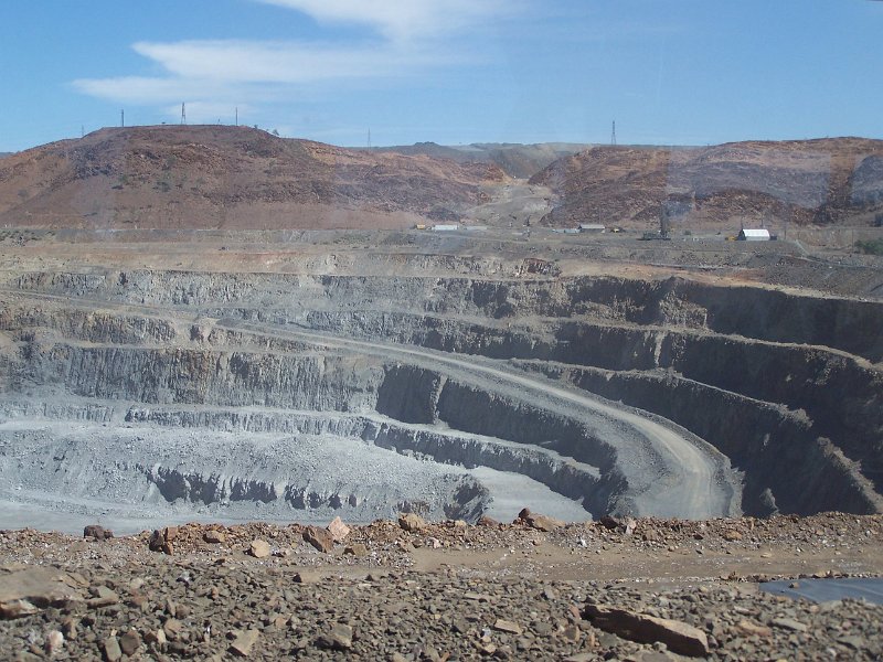 100_0820.JPG - Mt Isa mine