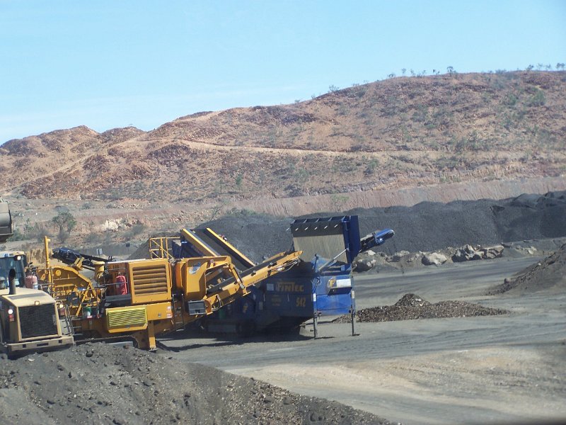 100_0832.JPG - Mt Isa mine