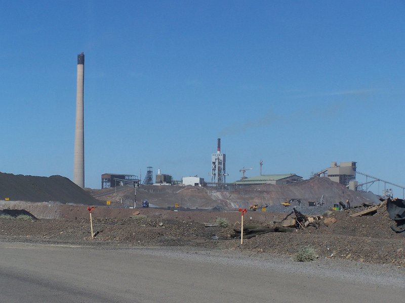 100_0837.JPG - Mt Isa mine