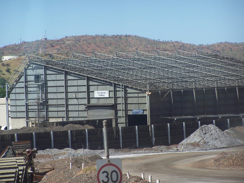 100_0852.JPG - Mt Isa mine