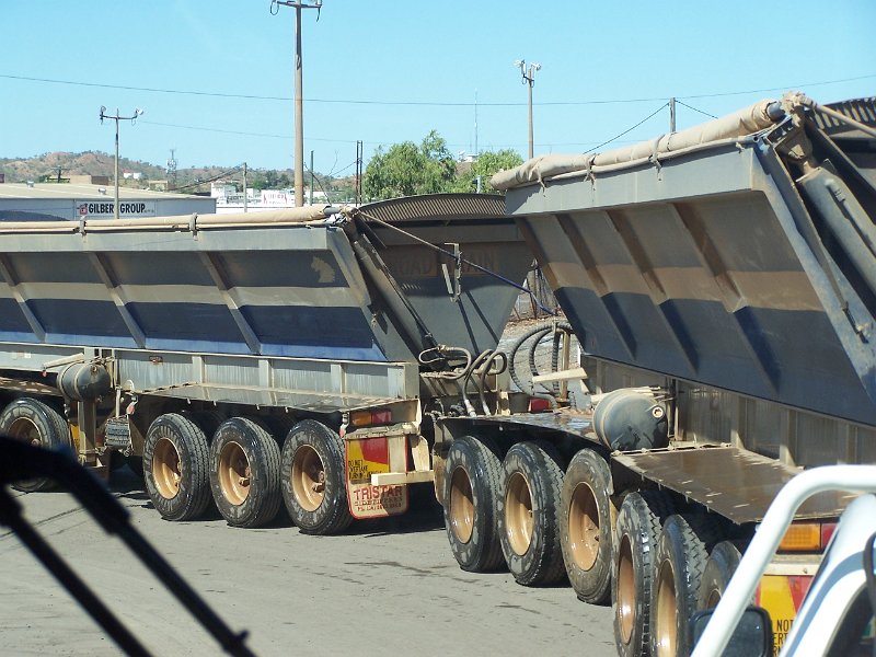 100_0895.JPG - Mt Isa mine