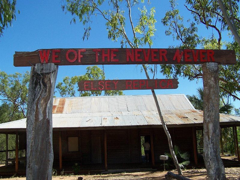 100_1216.JPG - Mataranka Homestead