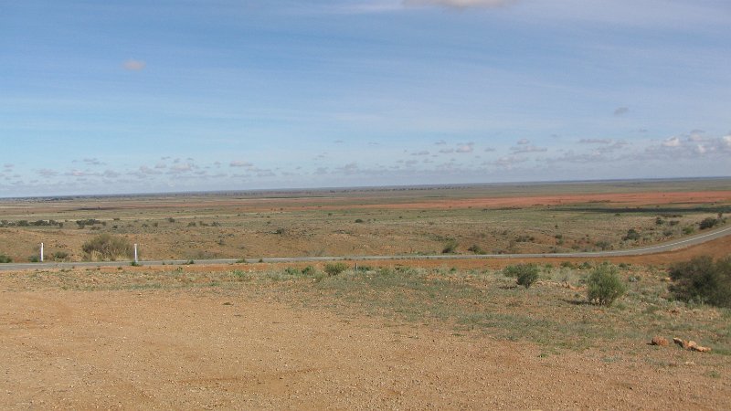 img_1041.jpg - Mundi Mundi lookout, between Silverton and Broken Hill, NSW