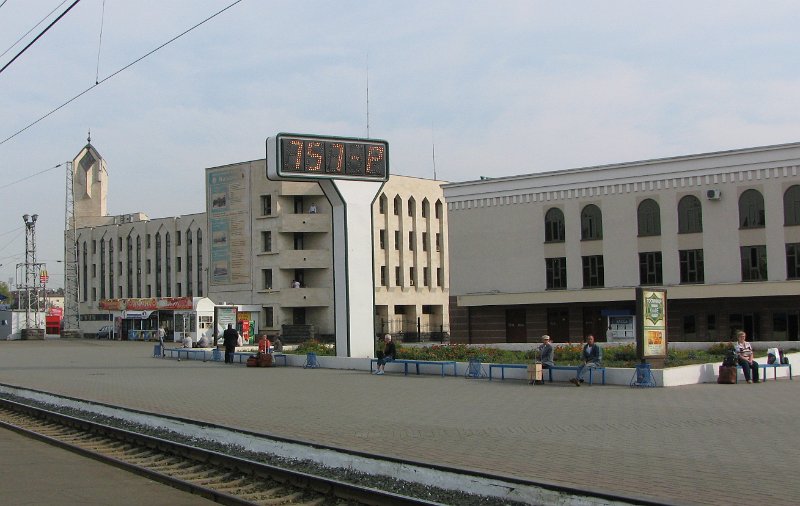 img_4188a.jpg - Kazan railway station