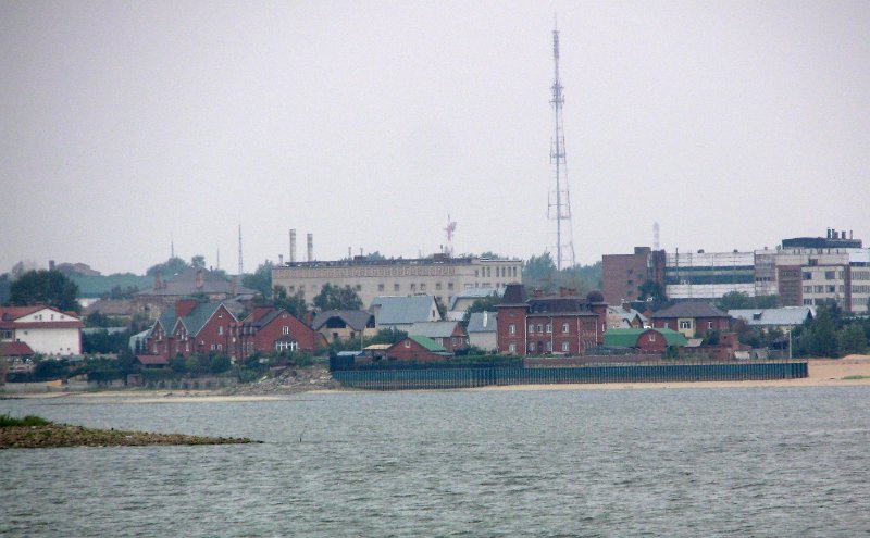 img_4402a.jpg - View from Volga River