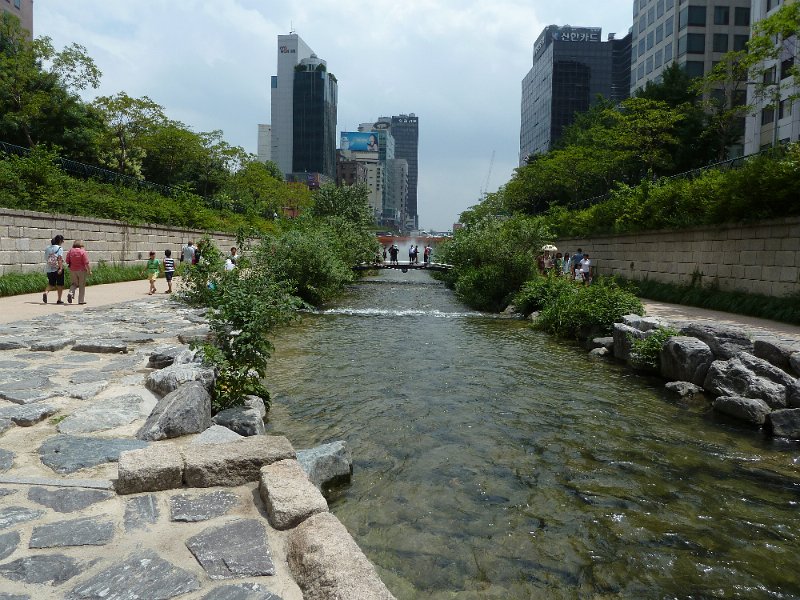 P1000006.JPG - Cheonggyecheon Stream, Seoul