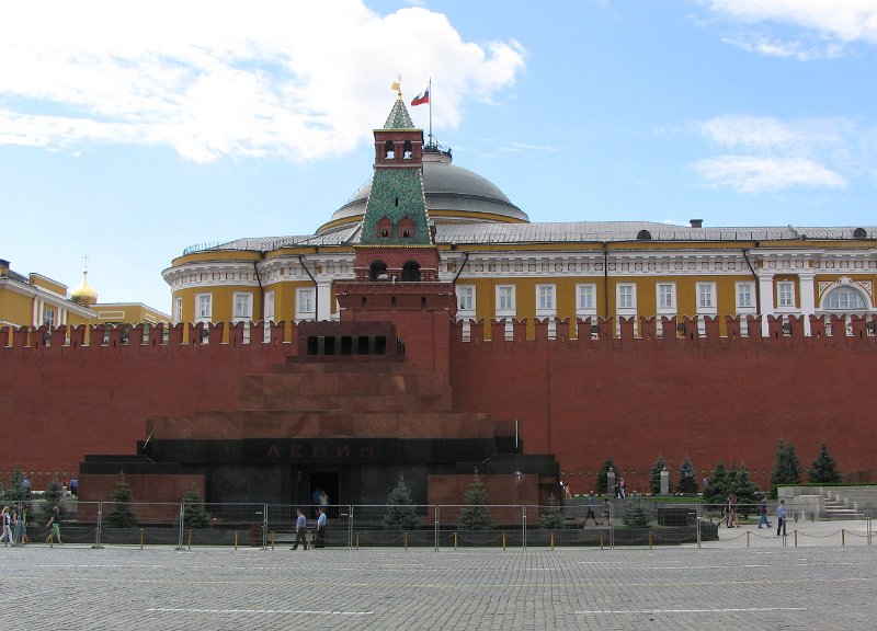 img_4656.jpg - Red Square: Lenin's tomb