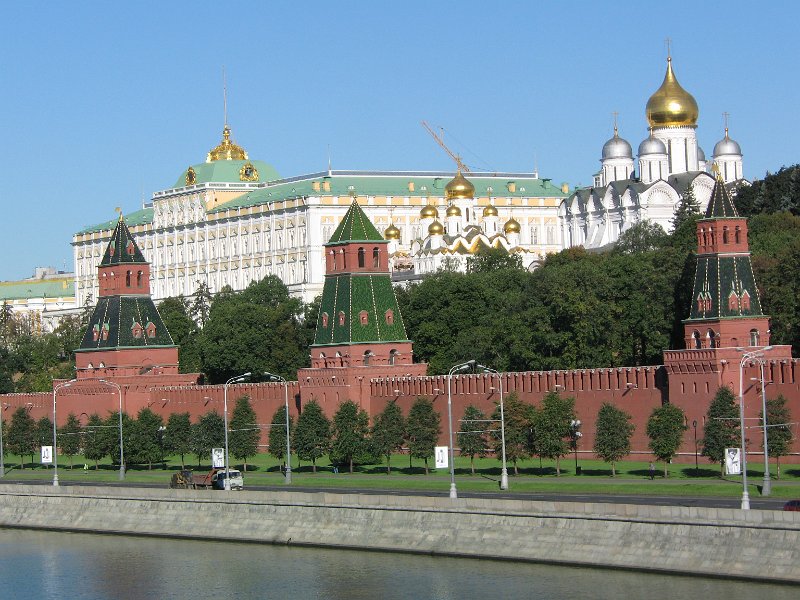 img_4994.jpg - Kremlin wall