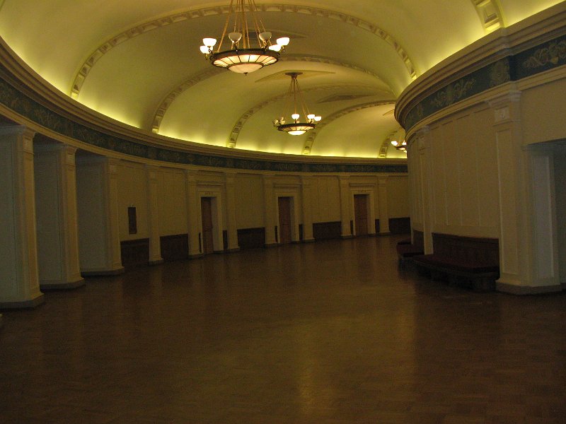 img_3988.jpg - Novosibirsk, Opera and Ballet House
