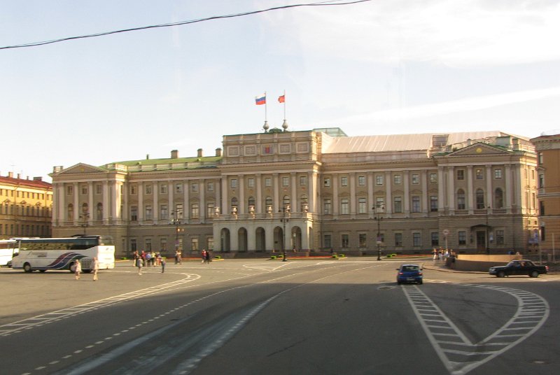 img_5217.jpg - St Petersburg: Palace Square