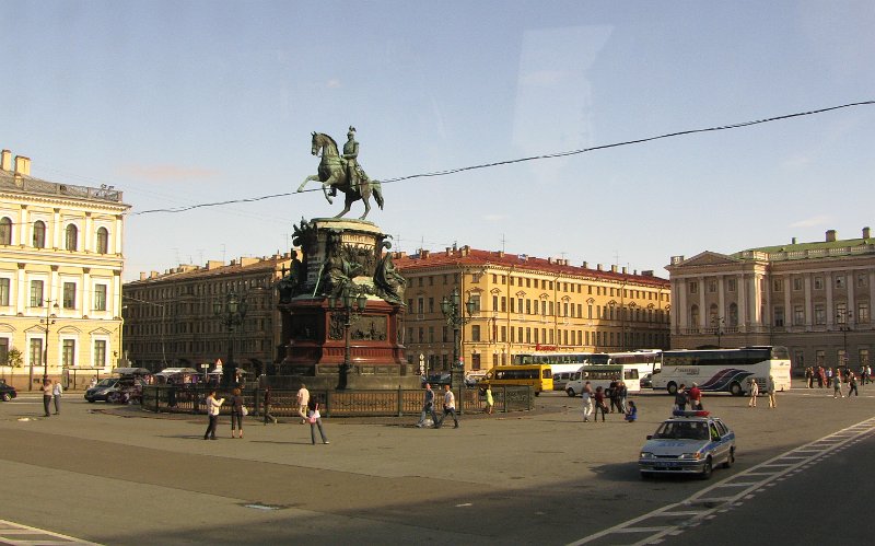 img_5218.jpg - St Petersburg: Palace Square