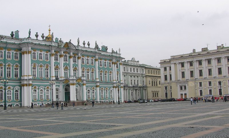 img_5498.jpg - St Petersburg: Palace Square