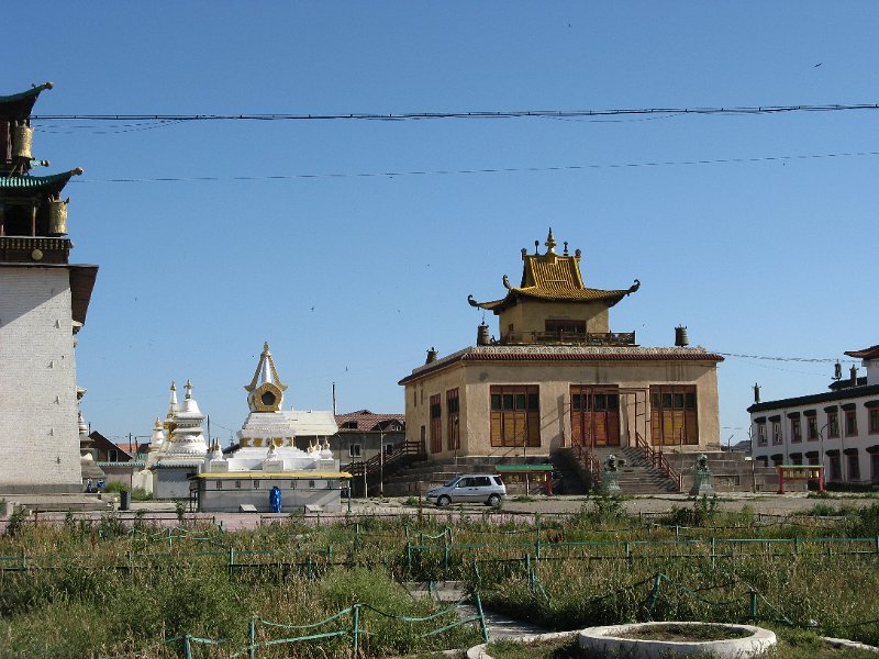img_2285.jpg - Ulaanbaatar: Gandan Buddhist Monastery