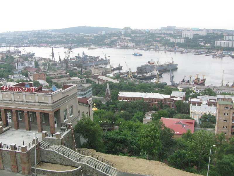 img_2593.jpg - Vladivostok - view from Eagles Nest lookout
