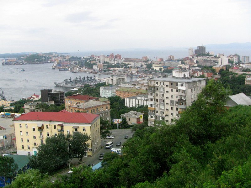 img_2598.jpg - Vladivostok - view from Eagles Nest lookout