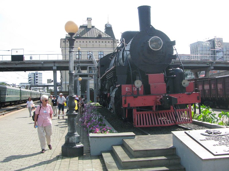 img_2861.jpg - Vladivostok Railway Station