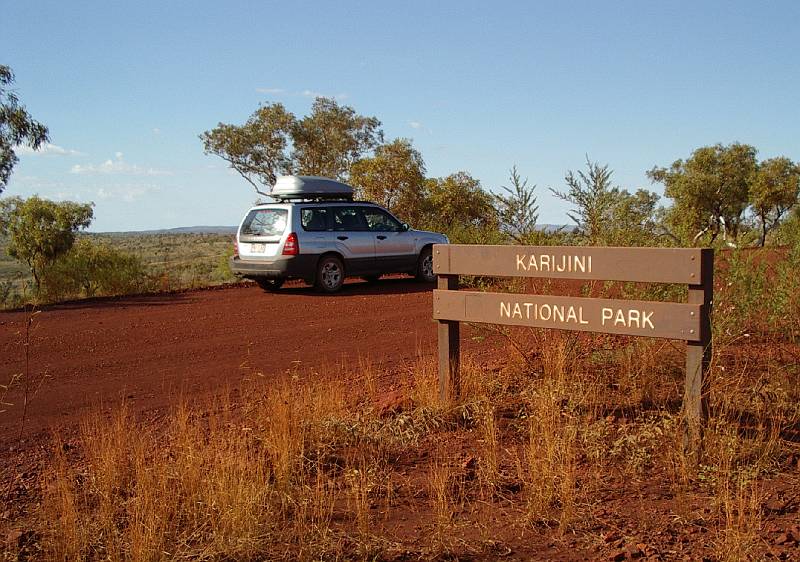 imgp3583.jpg - Karijini National Park sign