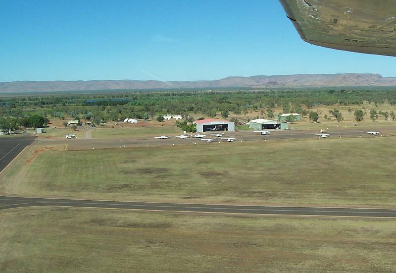 100_0629.jpg - Kununurra Airport