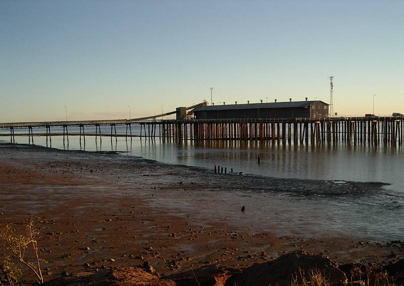 imgp3089.jpg - Derby Export Facility - low tide (approx. 3 metres)