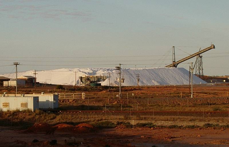 IMGP3727a.JPG - Salt stockpile