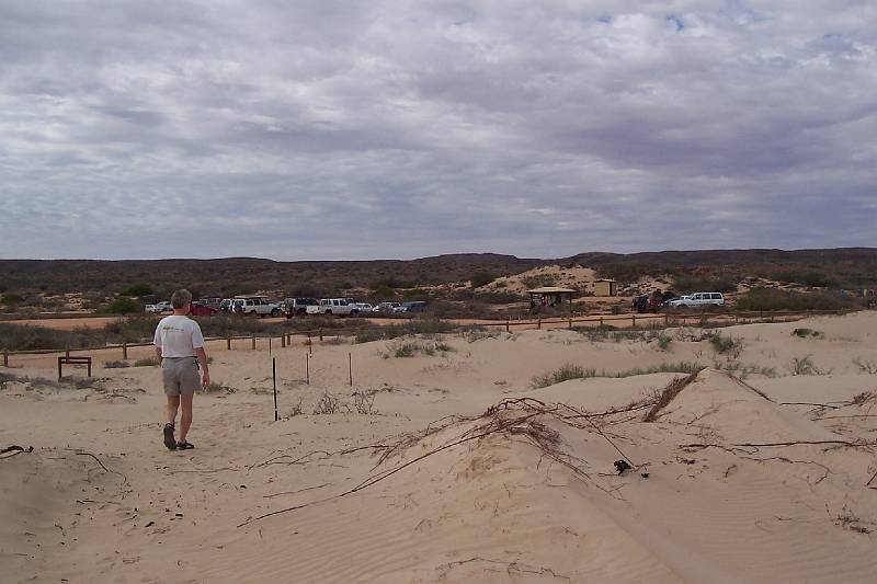 100_1180.jpg - Yardie Creek car parking