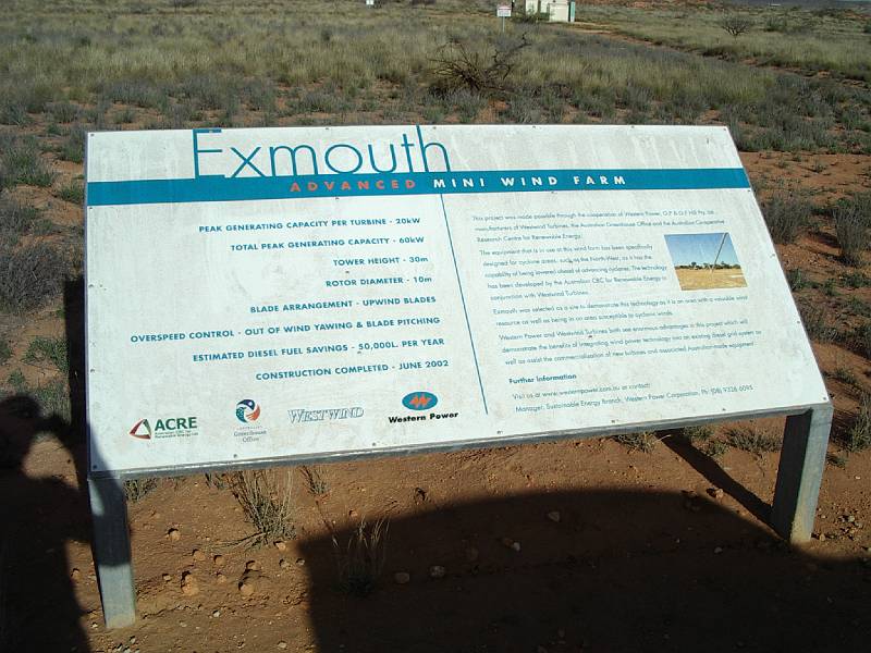 imgp3931.jpg - Exmouth mini wind farm explanatory sign