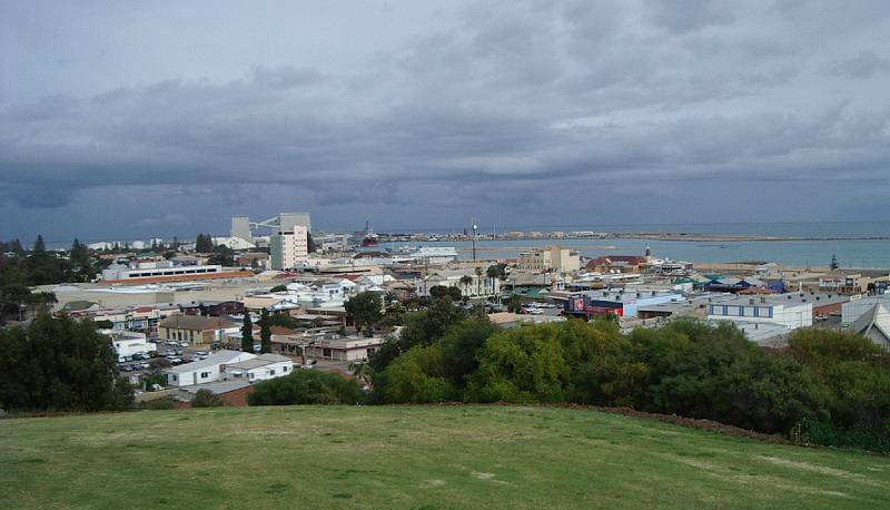 imgp4619.jpg - Geraldton - view from HMAS Sydney memorial